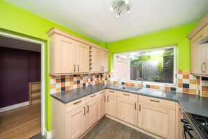 KITCHEN- click for photo gallery